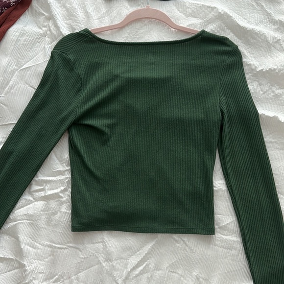Pacsun Green Long Sleeve - Picture 2 of 2